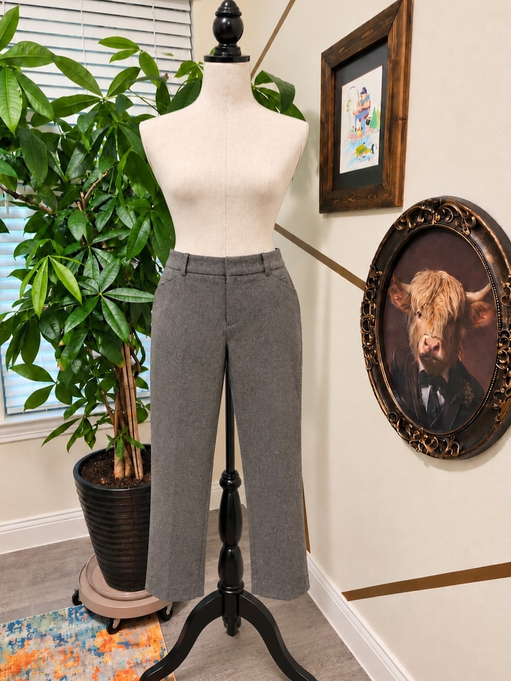 A New Day Gray Straight Leg Dress Pants Women’s Size 14 Size 14 Workwear